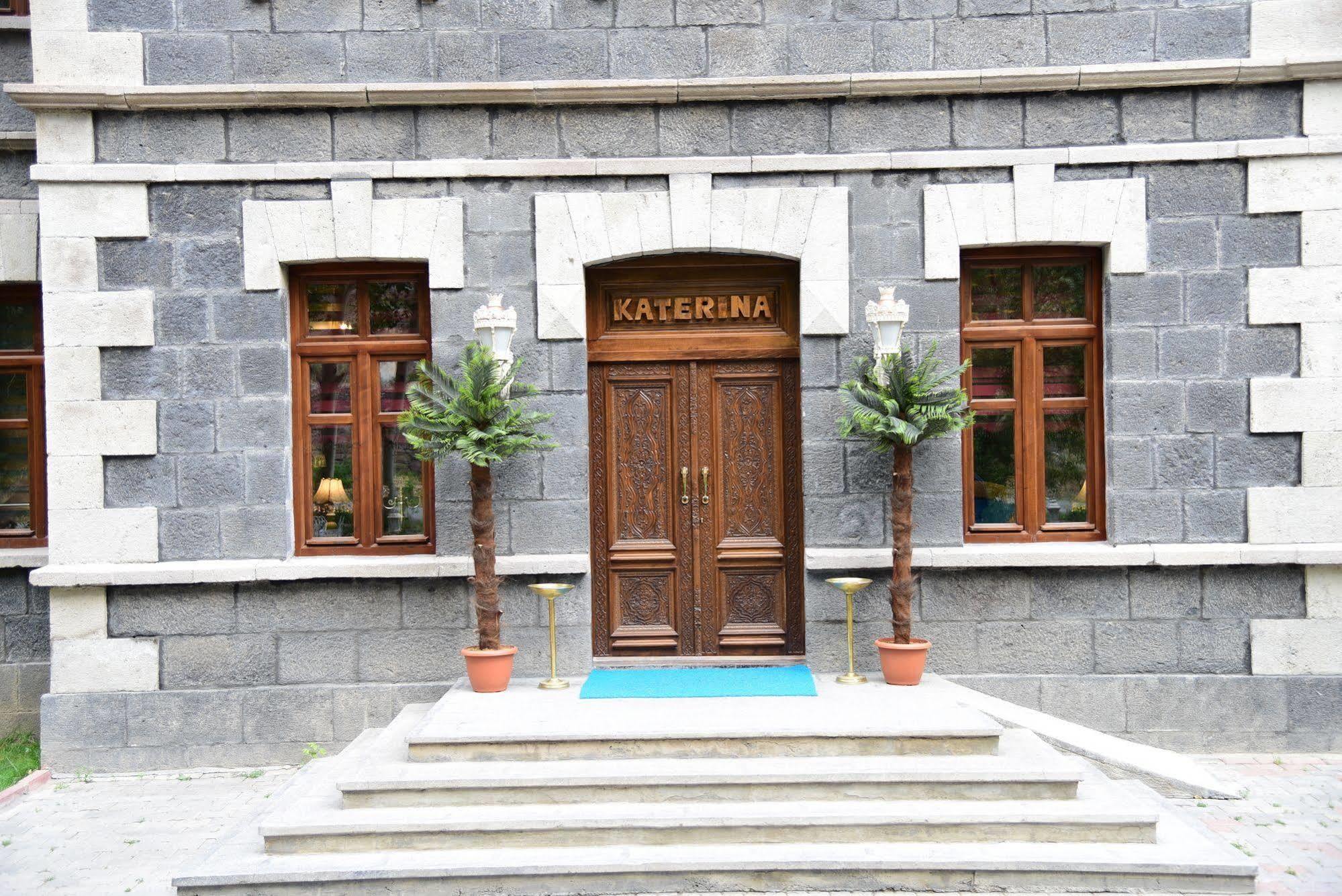 Katerina Palace 1877 Kars Bagian luar foto